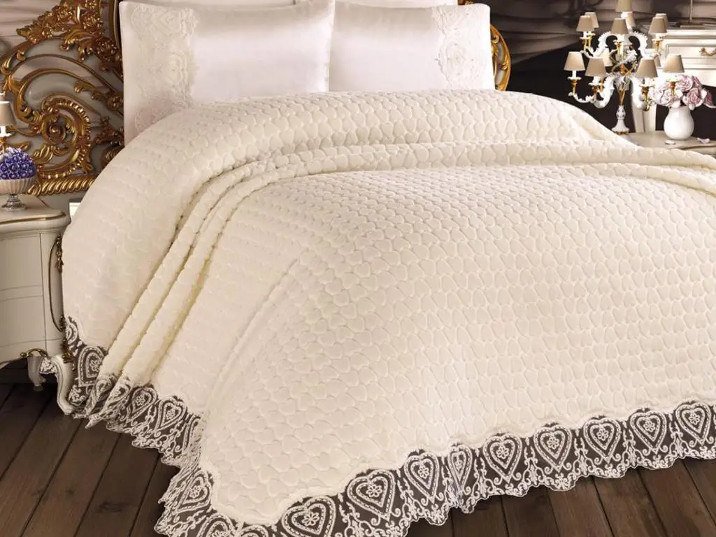 French Laced Dowries Blanket Team Paris Cream