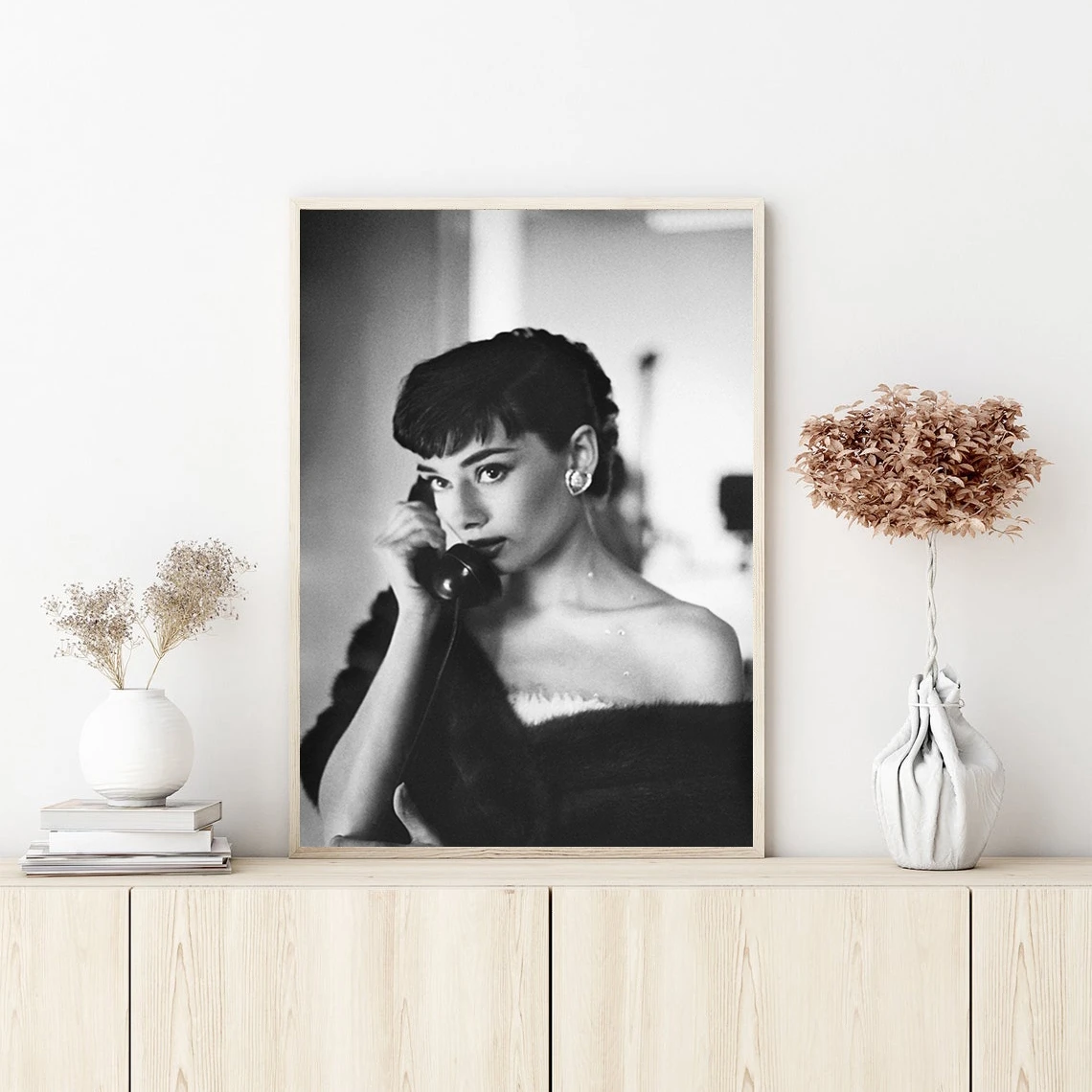 Audrey Hepburn Breakfast At Tiffany's Movie Poster Wall Art Canvas Painting Bedroom Living Room Home Decoration (No Frame)