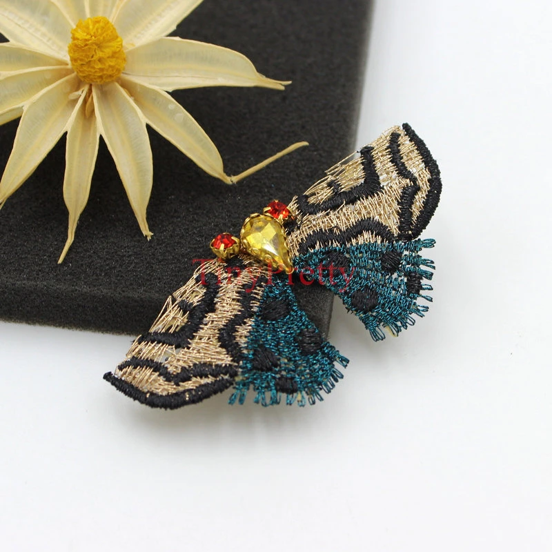 10pcs Handmade Embroidery Moth Butterflies Crystal Beaded Embroidered Moth Butterfly Applique Patches for DIY Jewelry Making