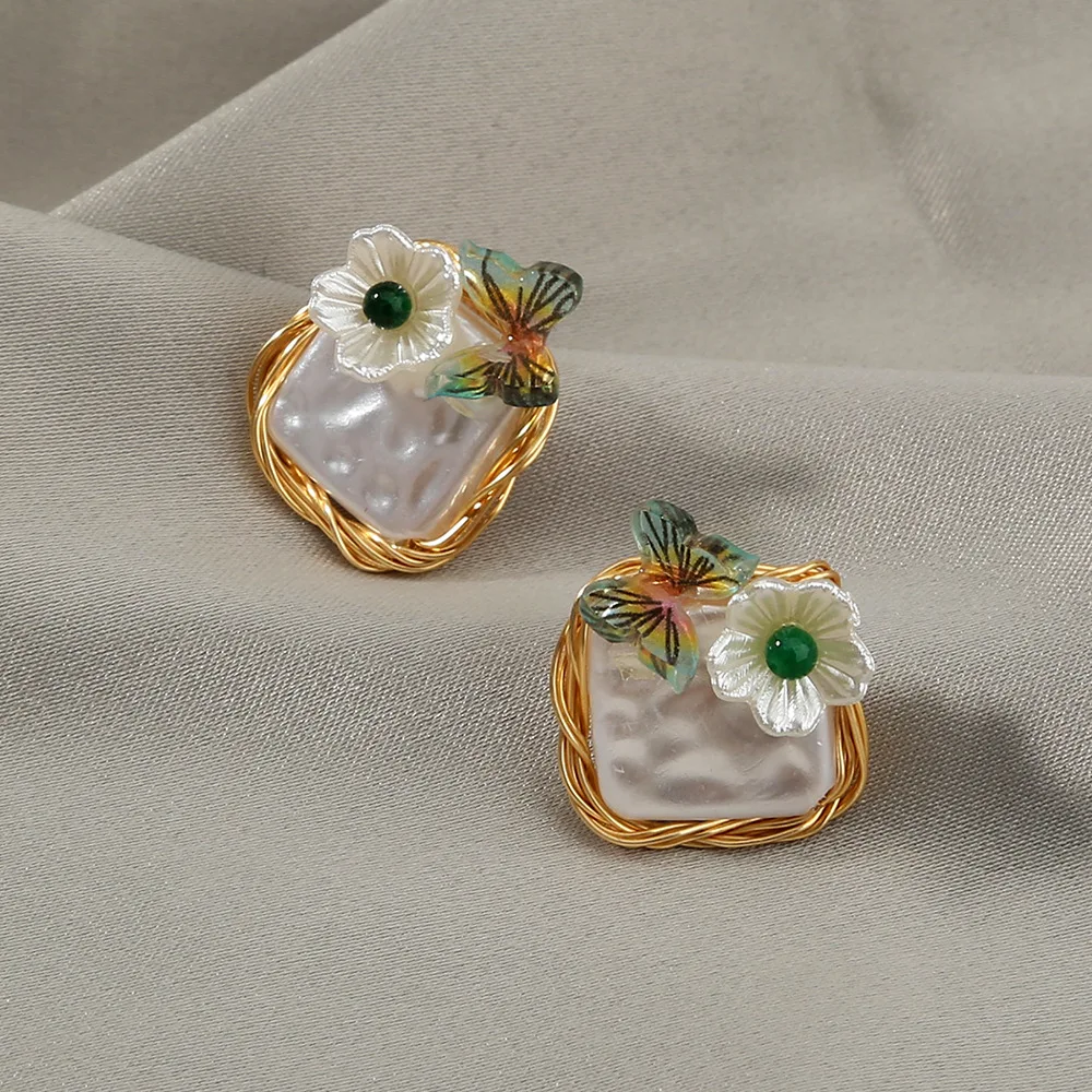 Hand-wrapped original Baroque imitation pearl female earrings, fresh and wild ins small butterfly flower earrings