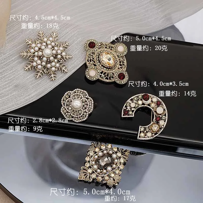 British Vintage Baroque Brand Design Brooch Pins Rhinestone Pearl Flower Brooch Coat Cuff Accessories for Women