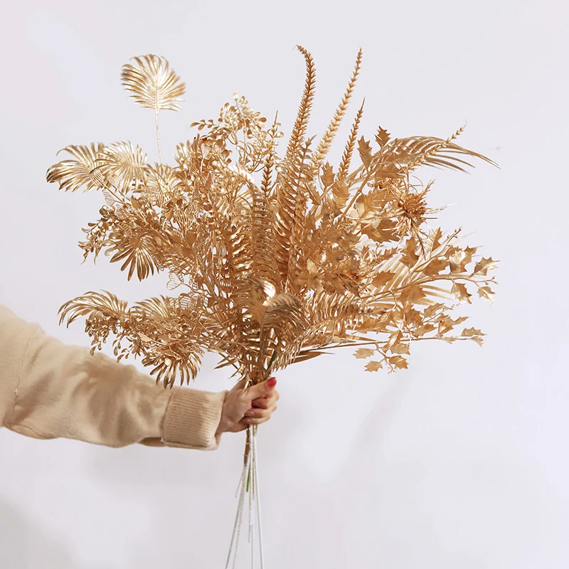 Gold -Tone Series Plastic Artificial Flowers 5 Fork Eucalyptus Ginkgo Leaf Coins Leaf Heart Grass Wedding Festival Decoration