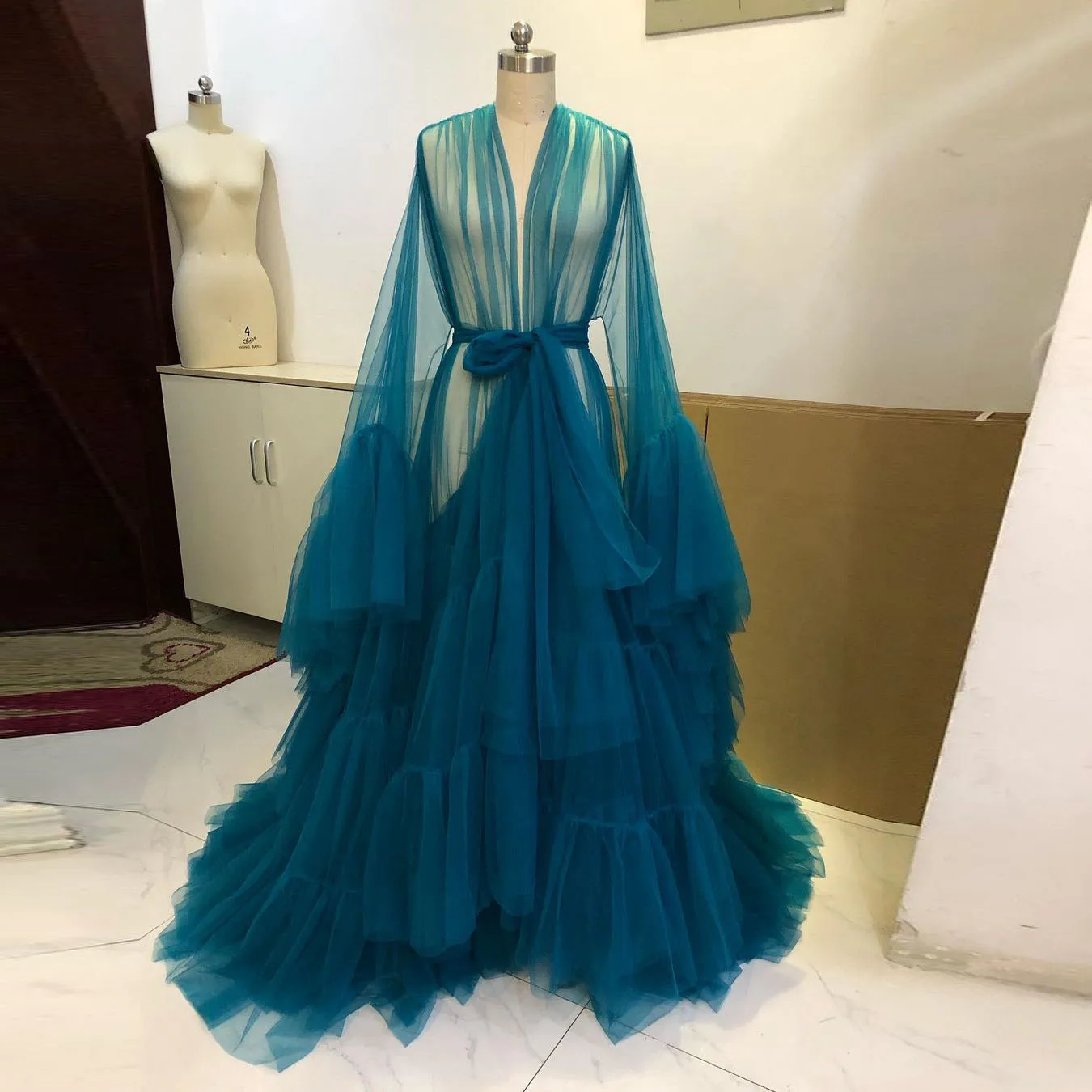 Vedi attraverso Tulle abito da sposa illusione Sexy maniche a tromba abito estivo lungo per fotografia abito da donna incinta increspato