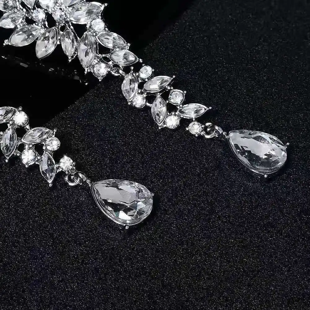 European and American Luxury Sparkling Rhinestone Long Earrings Net Celebrity Explosion Banquet Party Earrings