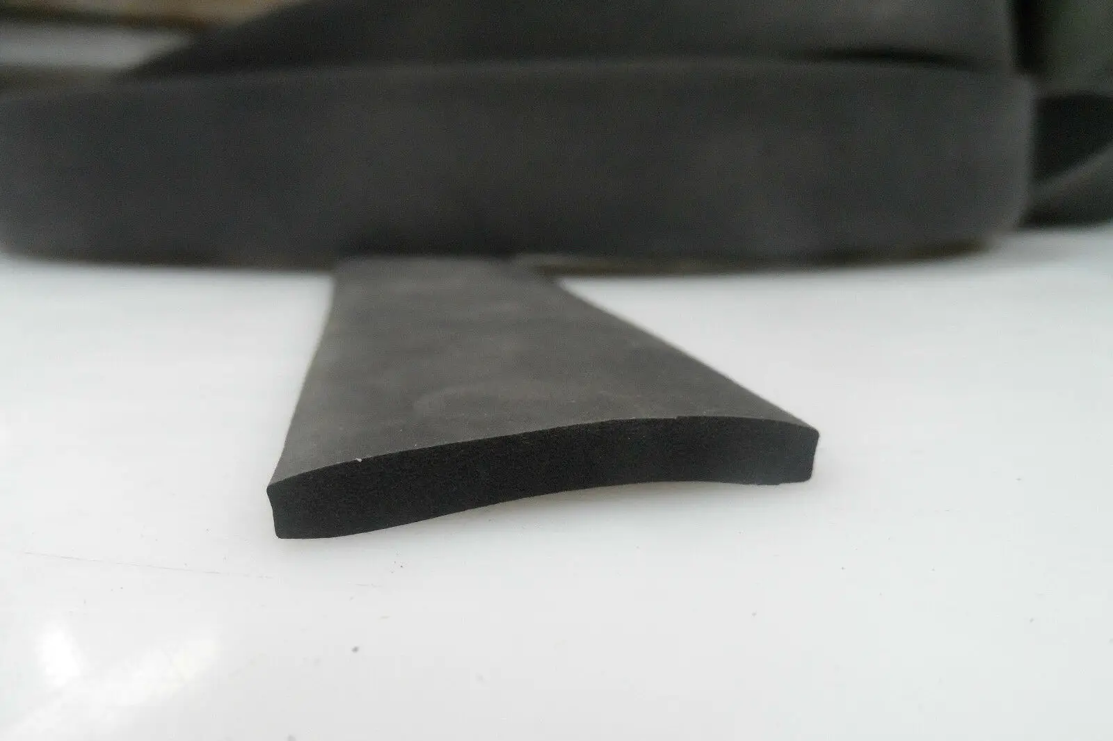 Vedação de borracha de esponja epdm, seção grossa de 25mm x 3mm, pelo metro