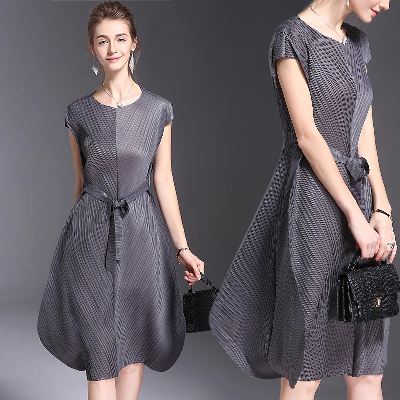 

Butterfly-style loose mid-length dress miyake pleated round neck cap shoulder sleeves with belt temperament a-line folda dress