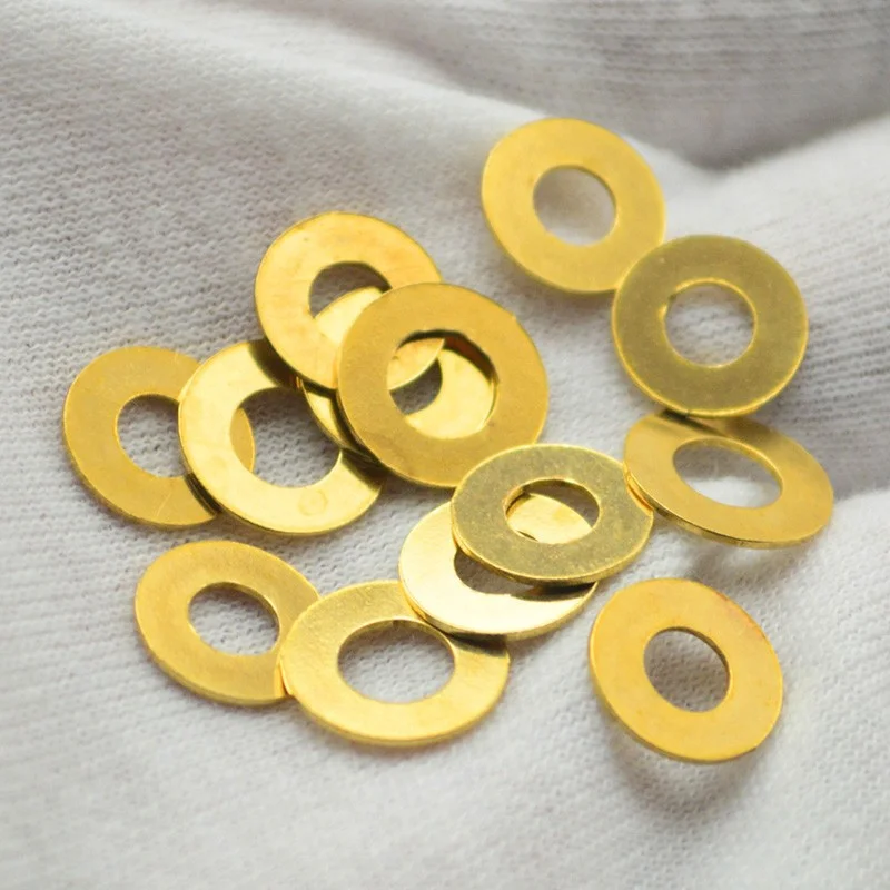 2pcs Spyderco Knife Accessories Brass Washer Copper Cushion Pad Metal Gasket Shim for C158 C186 C11 Delica C10 Endura C81 Para2