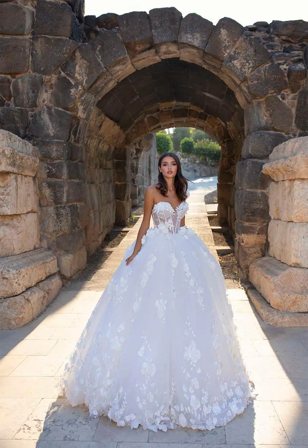 Robe de mariée en dentelle à manches courtes, avec traîne, sur mesure, pour la plage, ligne A, à la mode, 2020