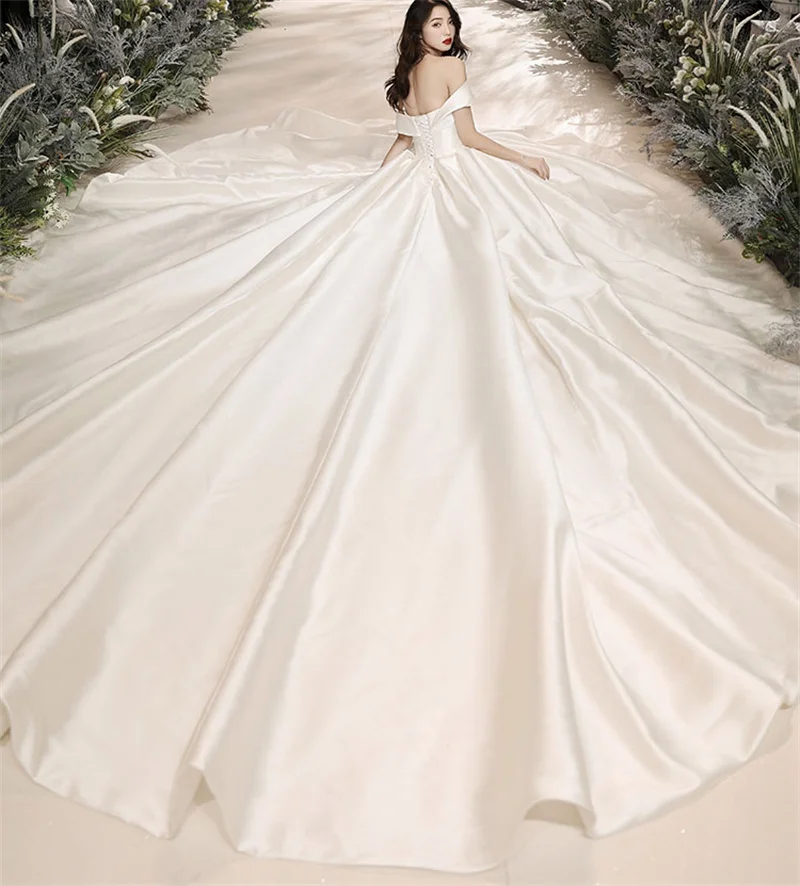 

Simple A Line Satin Wedding Dresse Boat Neck Floor Length Bridal Gown Court Train Corset Back