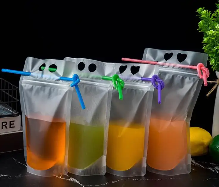 500Pcs 500/700ml Drink Bag Disposable Ice Drink Pouches Smoothie Bags with Straws hole Disposable Juice Pouch Wholesale SN682