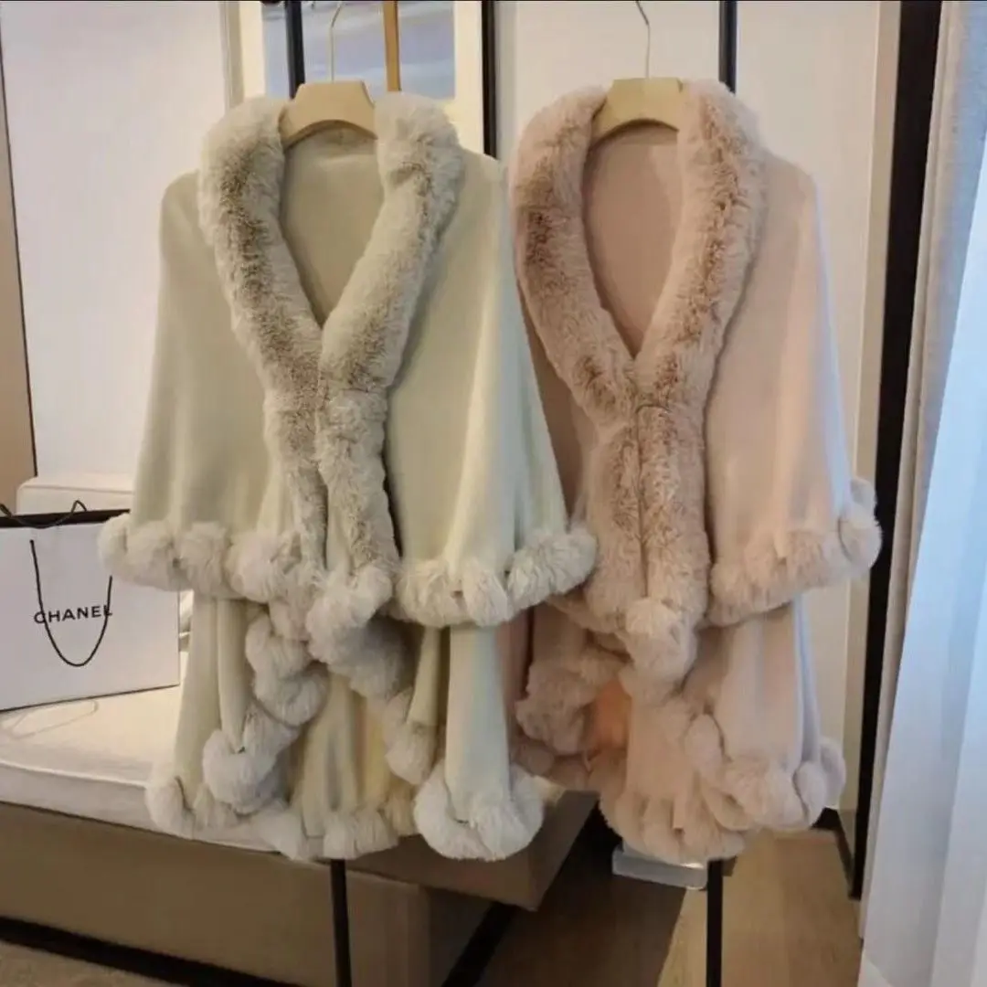 Inverno nuovo mantello scozzese per donna cappotto allentato inverno 2021 pelliccia di volpe sintetica Poncho cappotti di lana donna nappa mantello capispalla caldo