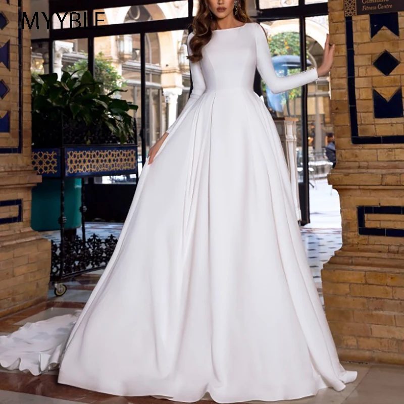 Customized  Vintage A-line Wedding Dress Reflective Dress Button Slit Long Sleeve Court Train Fluffy Simple Bridal Gown