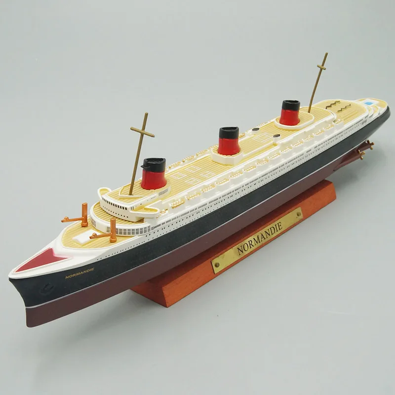 ATLAS 1:1250 Diecast Ship Model Toy Normandie Ocean Liner Cruiser For Collection