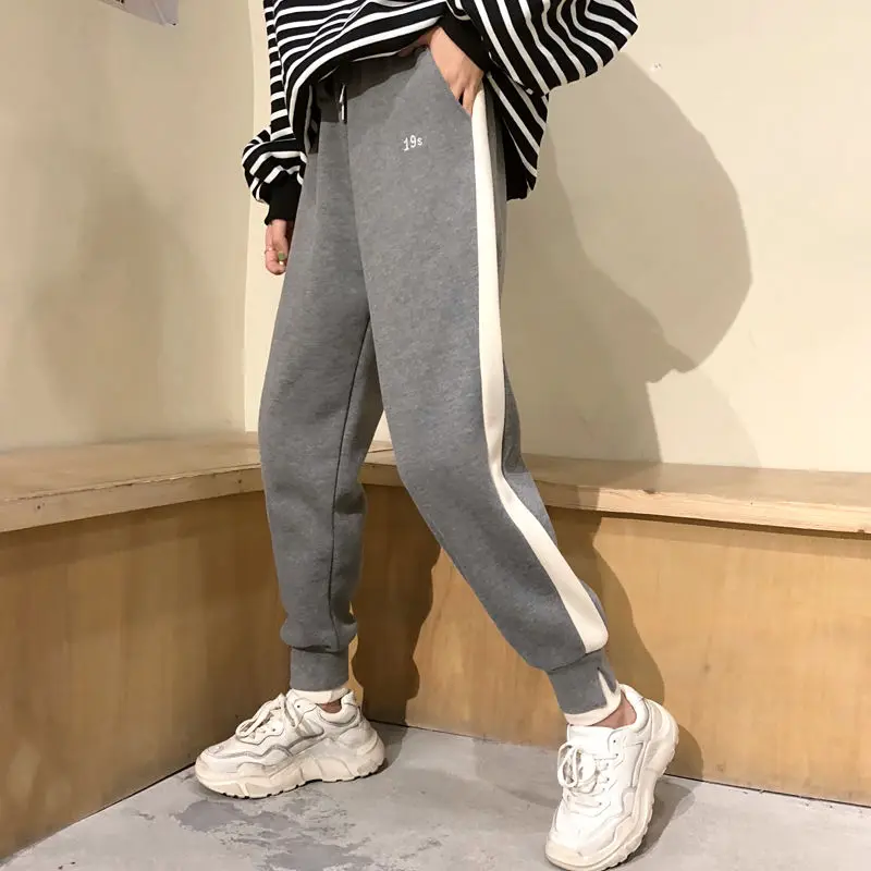 

Streetwear Women Harem Pants Fall Winter Brushed Thick Female Korean Loose ankle banded Sweat Pants Women Patchwork Side Stripe