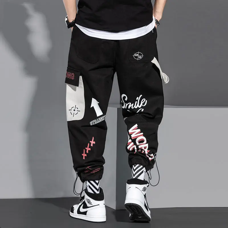 Streetwear Men Joggers Sweatpants Print Black White Cargo Pants Techwear Harem Pants Ankle length Trousers Sport Casual Running