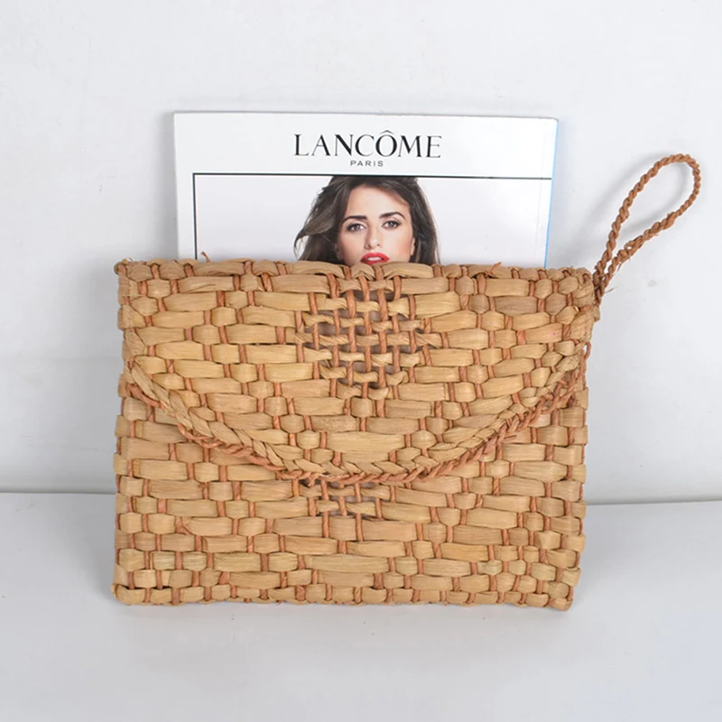 Handmade Women\'s Clutch Bohemian Straw Bag Summer Woven Beach Bags Rattan Woven Female Handbag Knitted Evening Bag Flip Purse