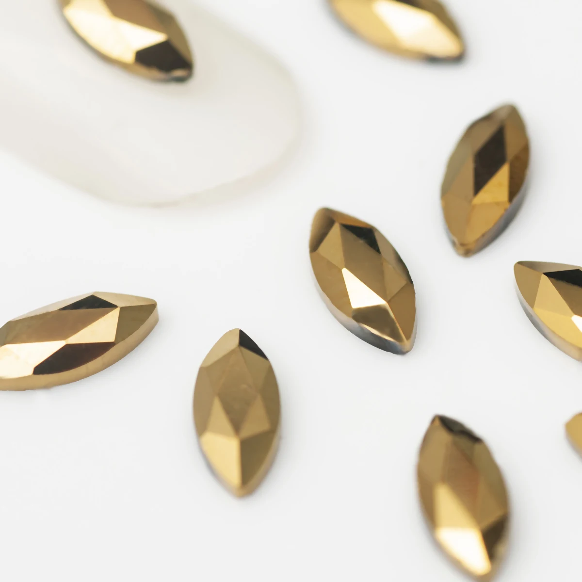 100 stücke Super Glitter Nail art Strass Pferd Augen Flatback Kleber Auf Kleid Glas Kristalle Für DIY Handwerk Tanzen Kleid – Detail 16