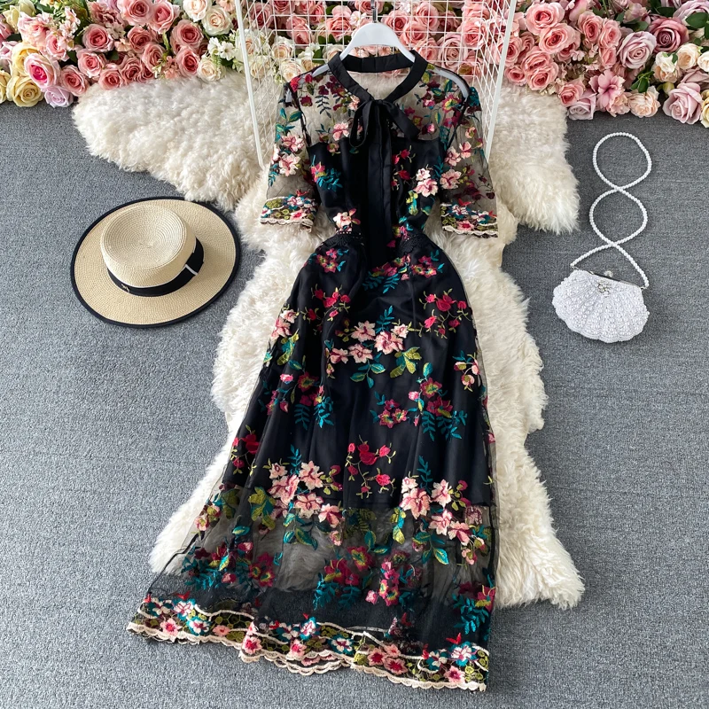 

2024 Women Spring Summer Dress Retro Court Style Embroidered High Dress Round Neck Slim Fashion Luxury Dress Feminine Dress