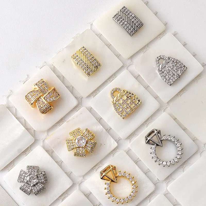 10 stks/partij Diamant Cirkel Liefde Zirkoon Kristallen Legering Steentjes Sieraden Nail Art Decoraties Nagels Accessoires Charms Supplies