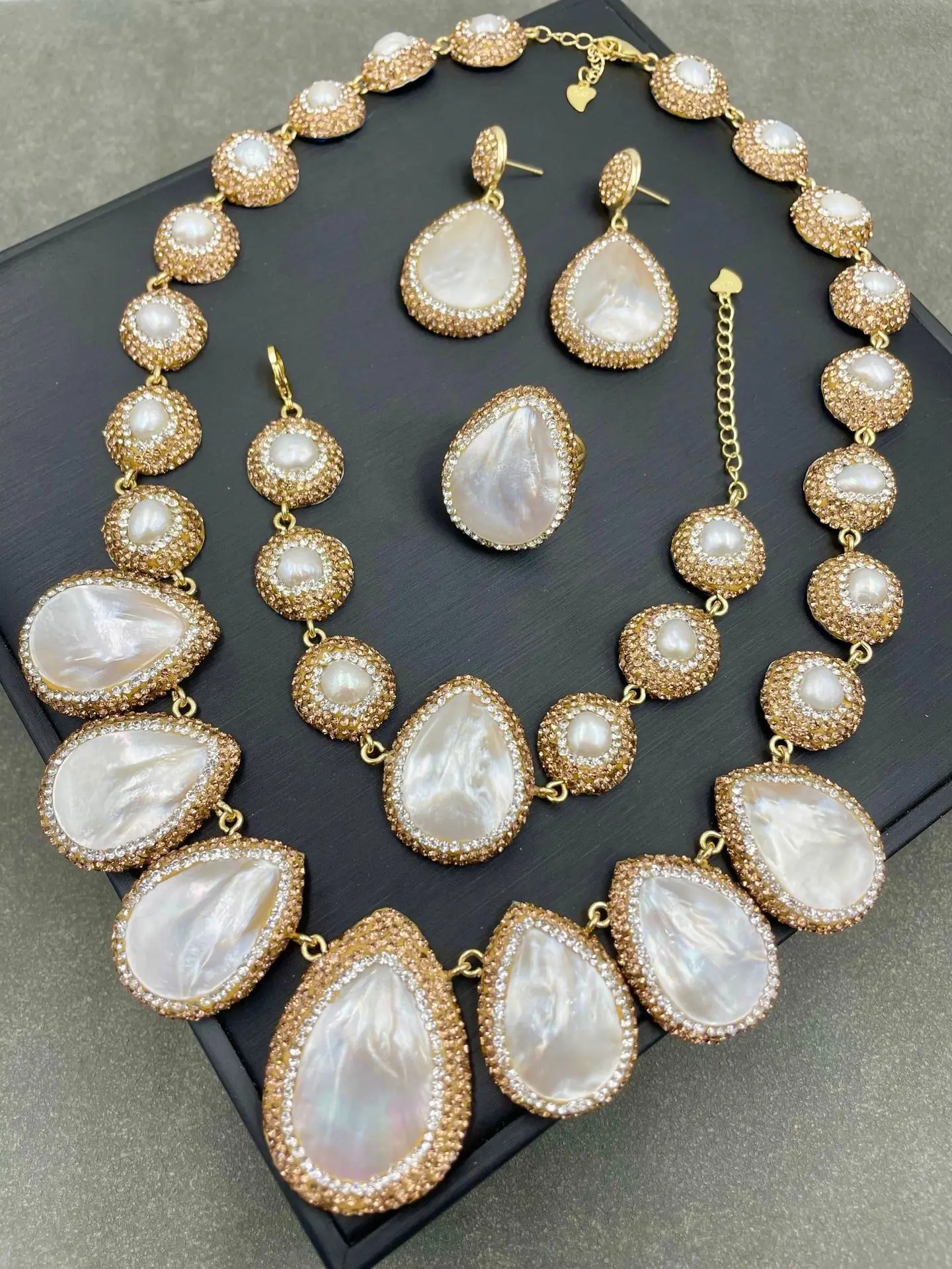 

one set freshwater pearl baroque /white sea shell +zircon necklace earrings bracelet ring wholesale FPPJ