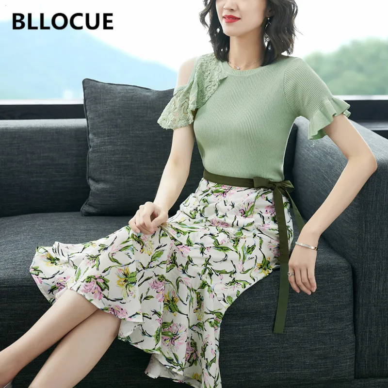 

BLLOCUE Elegant Lady Two piece Set Womens Lace Splice Strapless Knitted Sweater Pullover Top + Printed Fishtail Skirt Set