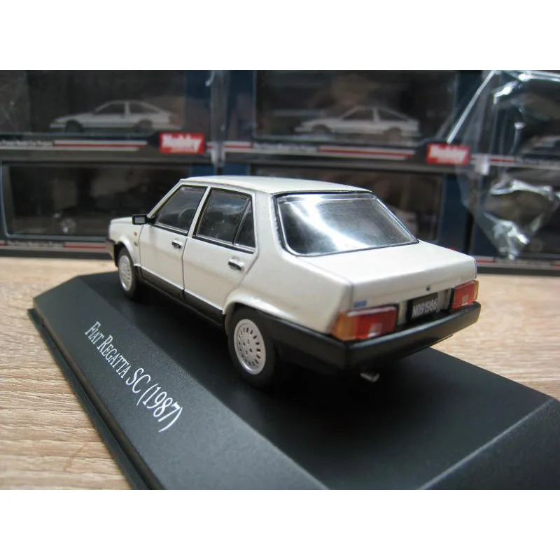 Diecast 1:43 FIAT 1987 Alloy Car Model Collection Vehicle Toys Souvenir Ornaments Display Boys Gifts Decoration Collectible