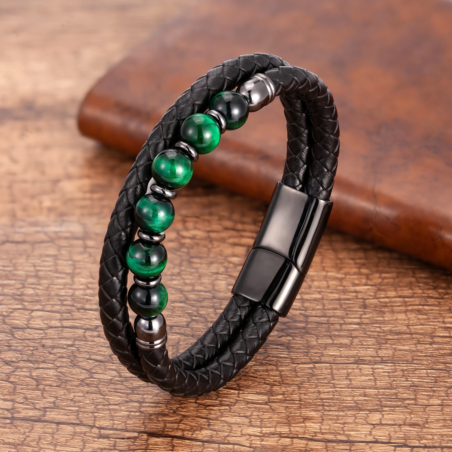 Modischer Herrenschmuck, Charm-Armband mit runden Steinen für Männer, bunte Tigerauge-Perlen, schwarze Lederkette, Armreif, Geschenk für Männer – Detail 9