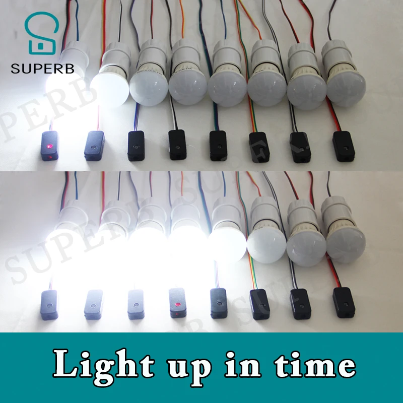 إضاءة دعامة مستشعر ضوء غرفة الهروب في الوقت المناسب تضيء جميع الأضواء قبل أن يكون هناك من أي منهم يفتح دعامة المغامر #4