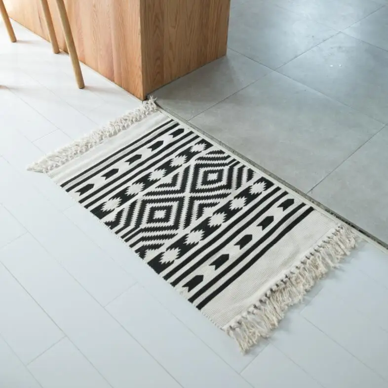 Nordic Cotton Linen Bedside Carpet Geometric Woven Mat Bathroom Living Room Carpets Hand Made Indian Rug Bohemia Printing Mat view 4