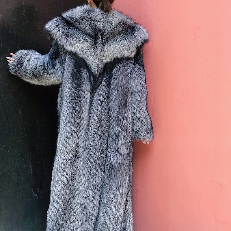 New off Season Special Price in Autumn And Winter Of 2021 Silver Fox Full Skin Lapel Young Super Long Fur lady\'s Coat