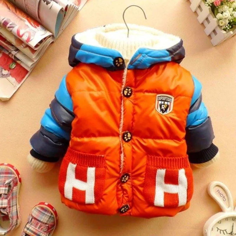 New Brand Boys Girls Autumn&Winter Clothing Jecket Casual Coats Baby Clothes Letter Hooded Thicker Kids Clothing