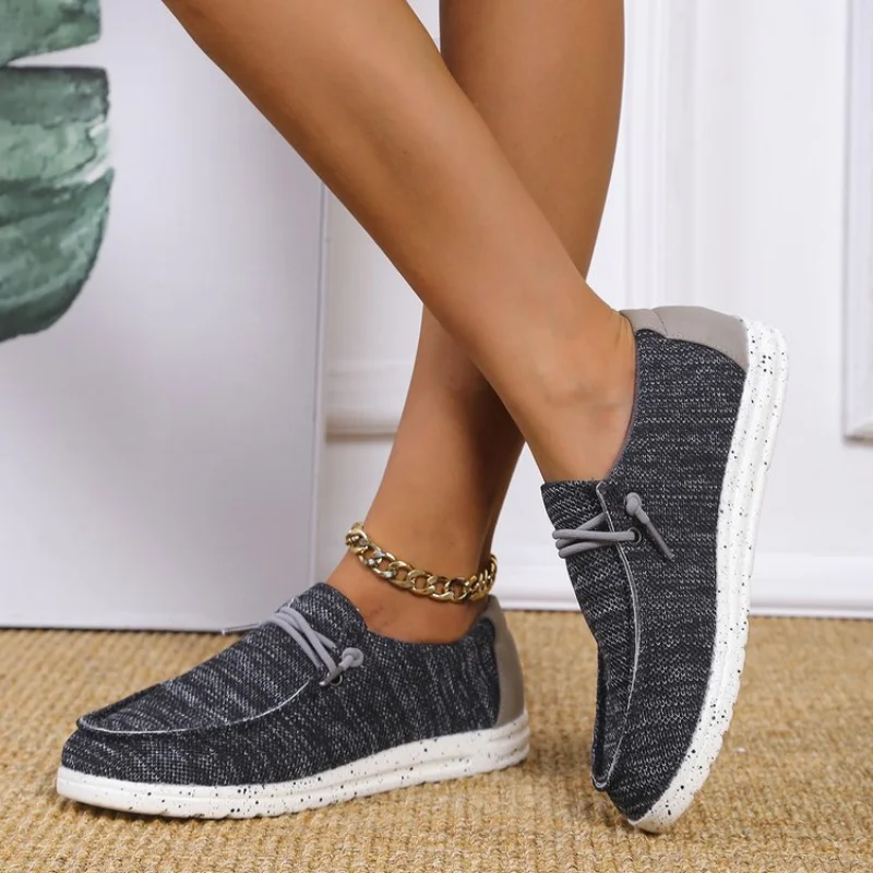 2022 Autumn New Large Size Canvas Shoes Women Flat Low-heeled Single Shoes Women Casual Light Loafers Ladies Overshoes Wholesale