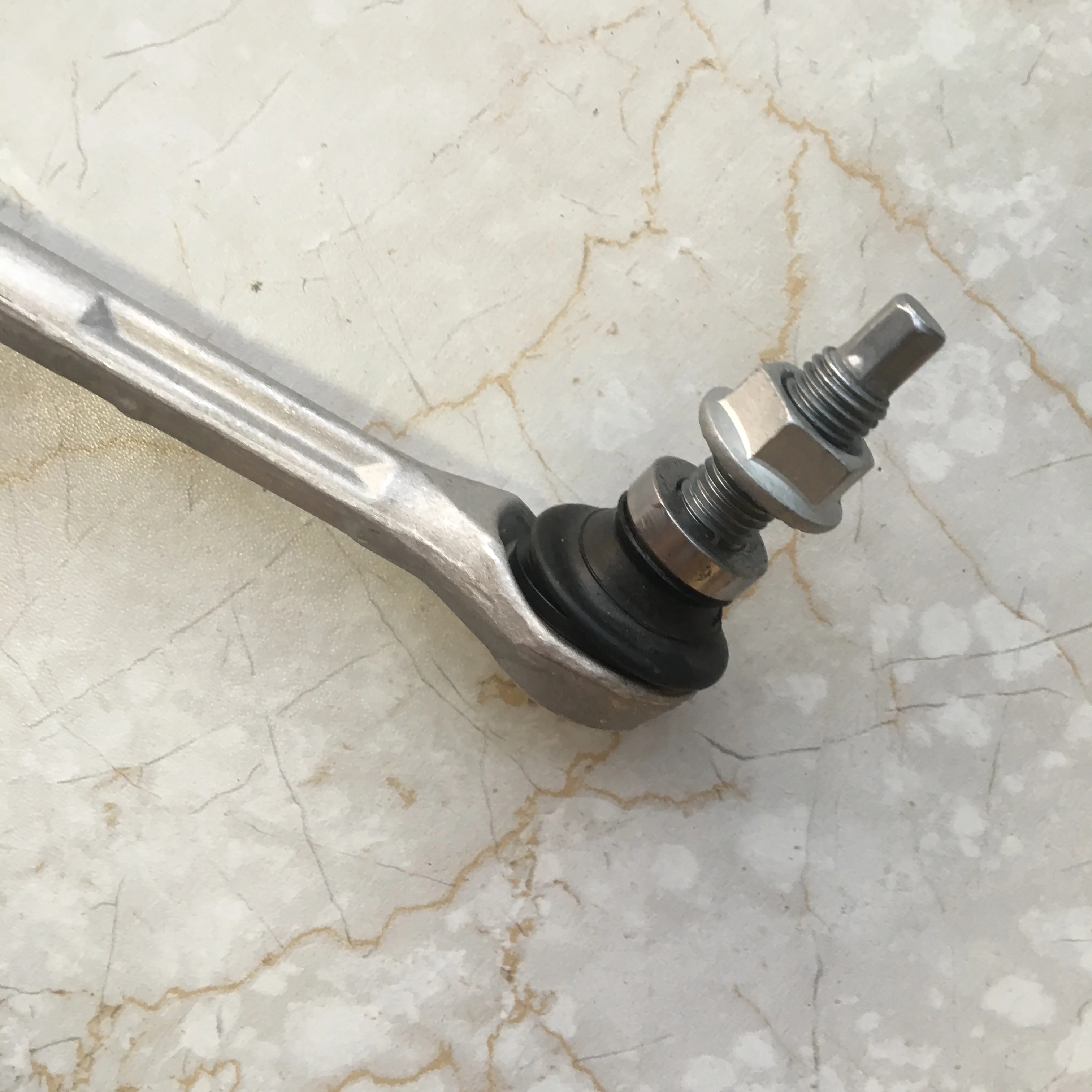 Front Left and Right Suspension Stabilizer Bar Link for Mercede W246 W117 W156 B200 A200 CLA200 GLA200 2463200689 TORSION BAR