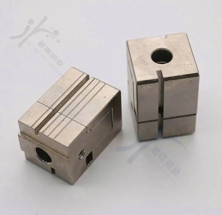 Wenxing 288C 100B Left Chuck Key Duplicate Cutting Machine Parts Fixture Clamp Tools Parts Locksmith Tools 2 pieces/lot