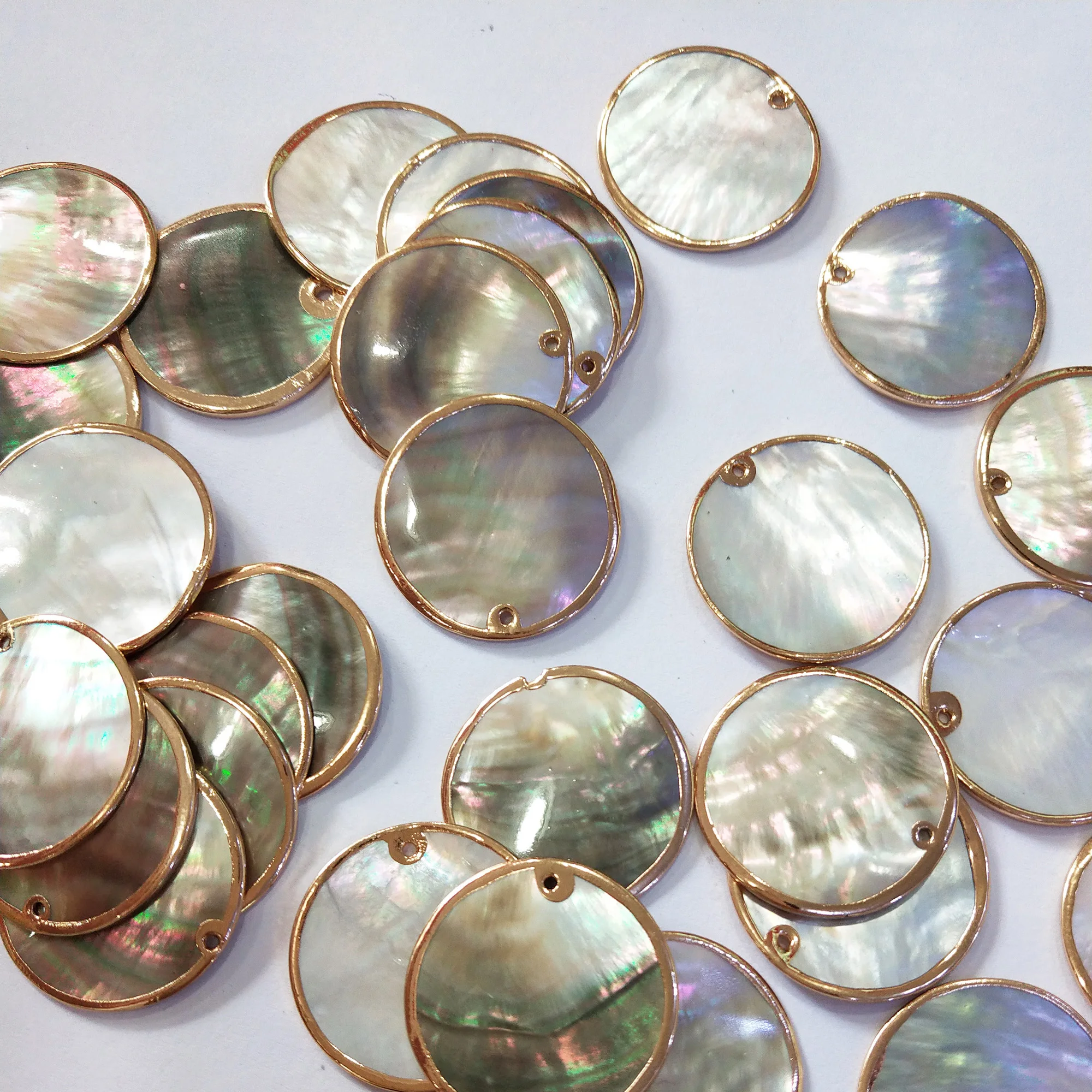 Fashion Shell Pendant Natural Mother of Pearl Shell Charms Pendants for DIY Jewelry Making Necklace Earrings Accessories