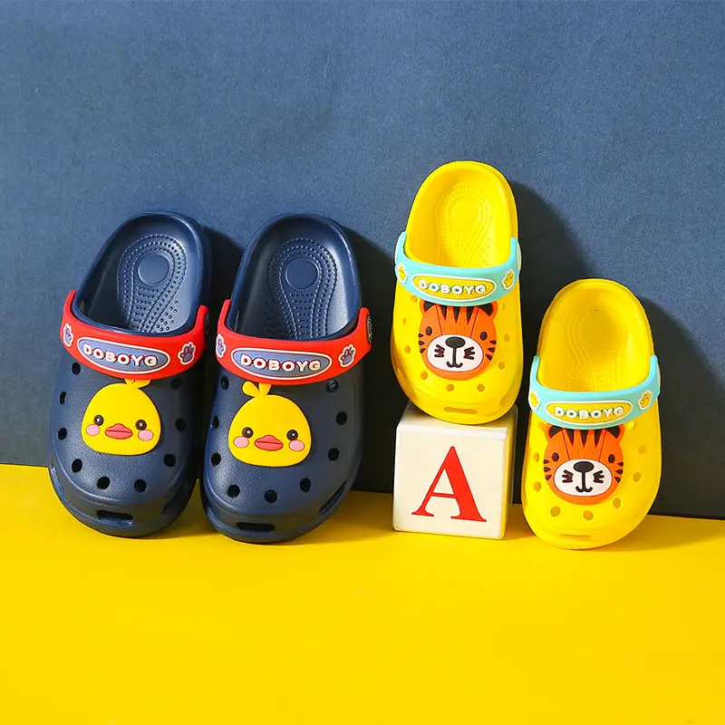 Summer New Cartoon Children\'s Slippers Indoor Non-slip Baby Beach Hole Shoes Cute Sandals Clogs for Kids Toddler Girl Shoes