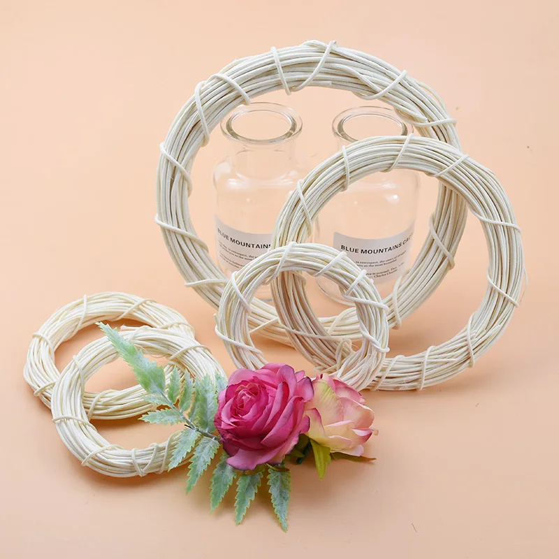 Bridal wreath Wedding Decorative Flowers New Year Christmas Decorations for Home Wall Pendant Scrapbook Cheap Artificial Plants