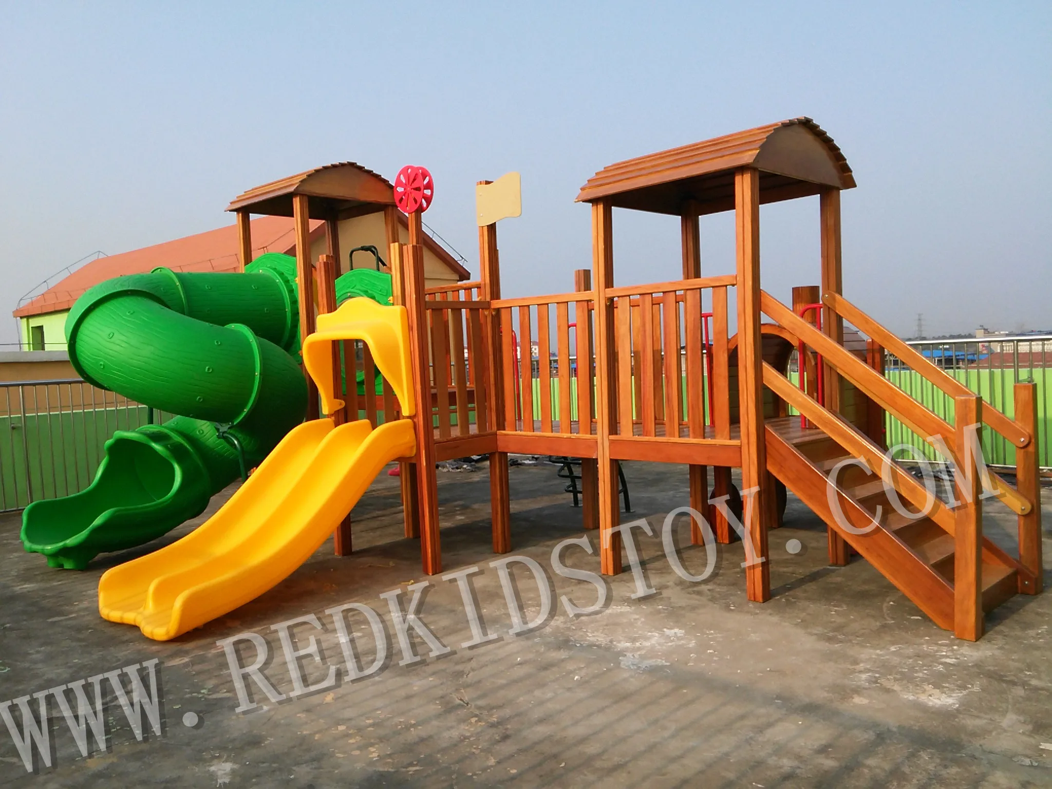 Antirot Natural Color Wooden Outdoor Playground For Preschool