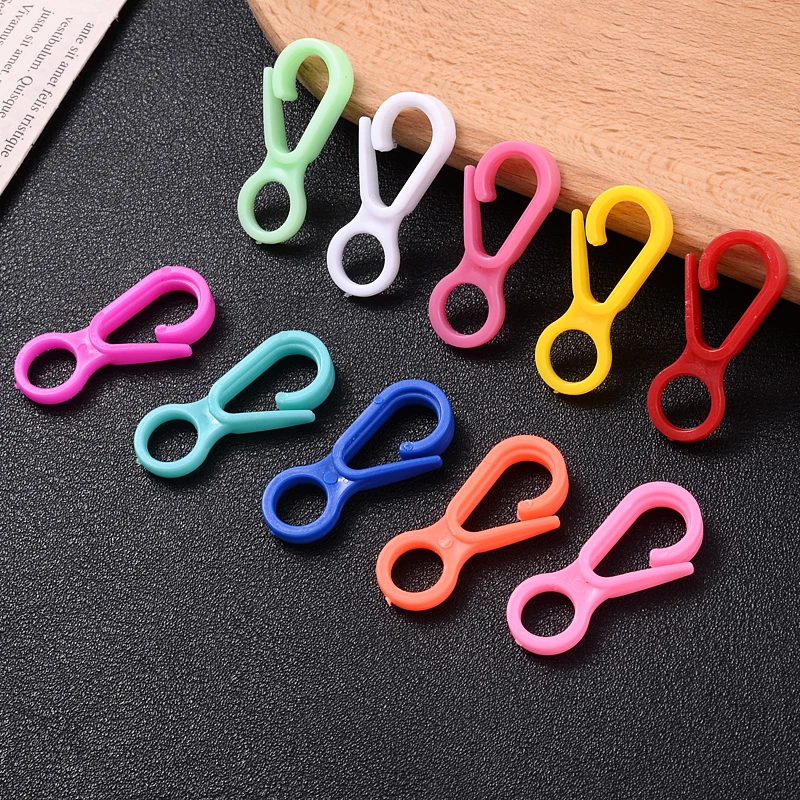 30Pcs/Lot 13x33mm Choose Color Plastic Lobster Clasp Hook Clips Connectors for DIY Jewelry Making Key Chain Necklace Accesories