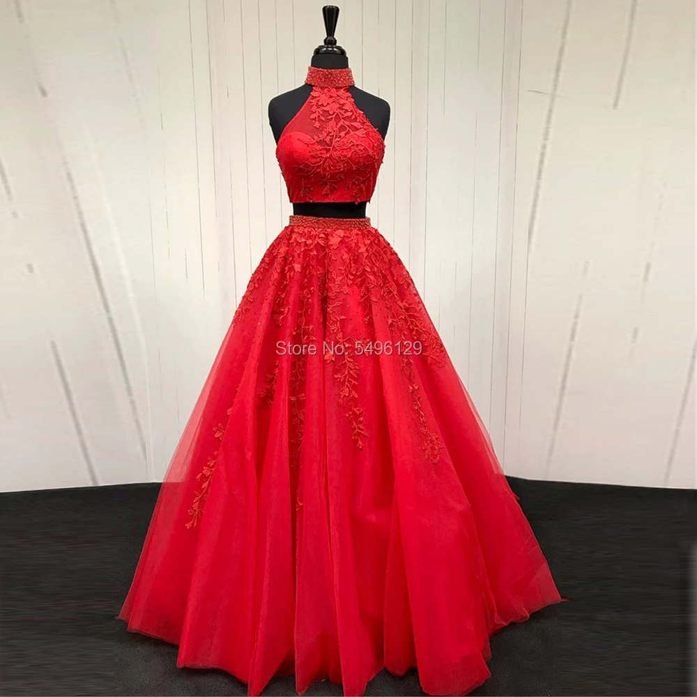 

Sexy A-line Two Pieces Long Sleeveless Red Prom Dresses Halter Neckline Appliques Lace Open Back Formal Evening Party Dress