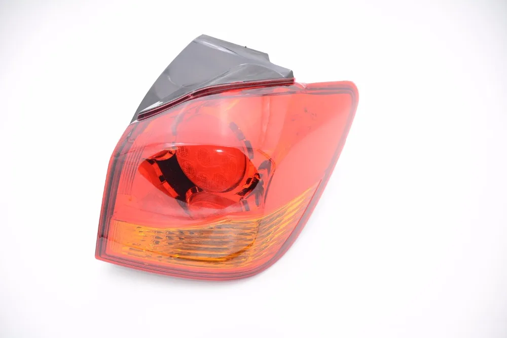 

1Pcs Car Outer Taillight Taillamp Rear Tail Lamp Light with Bulb 8336A088 Right Side for Mitsubishi ASX 2009-2015