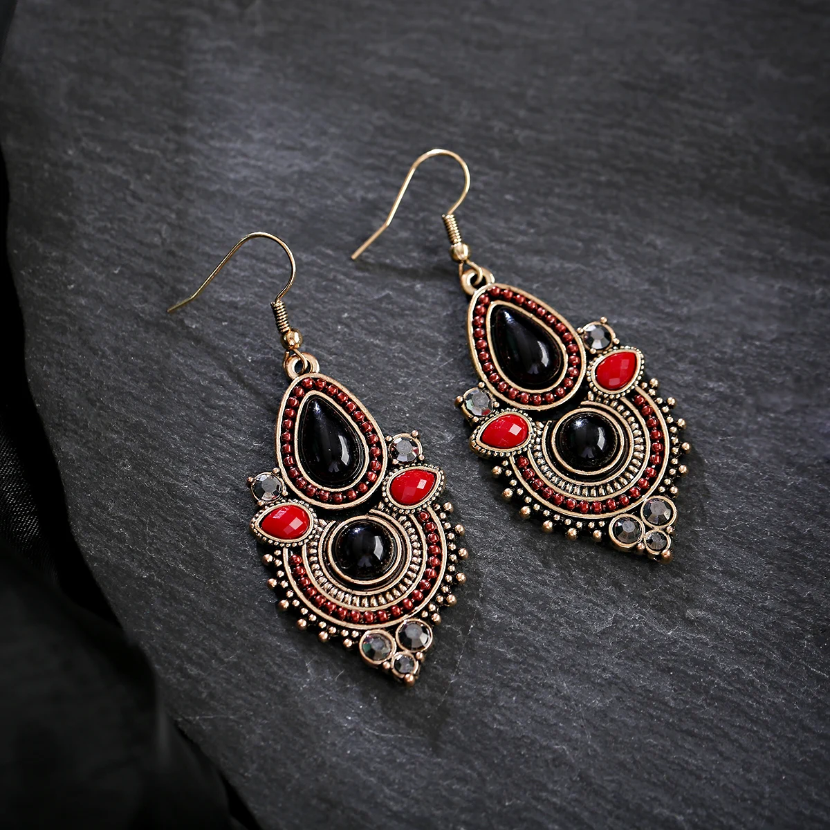 Ethnic Geometric Golden Color Indian Earrings Jewelry Vintage Red Stone Beads Statement Earrings For Women Bohemian Earings