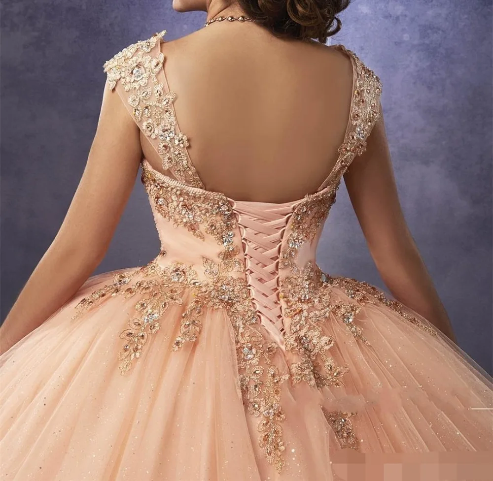 Mousseux Robes de Quinceanera avec Bretelles Détachables appliques Taille 16 ans Lacets Dos robes de Bal 2019 robes de 15 anos