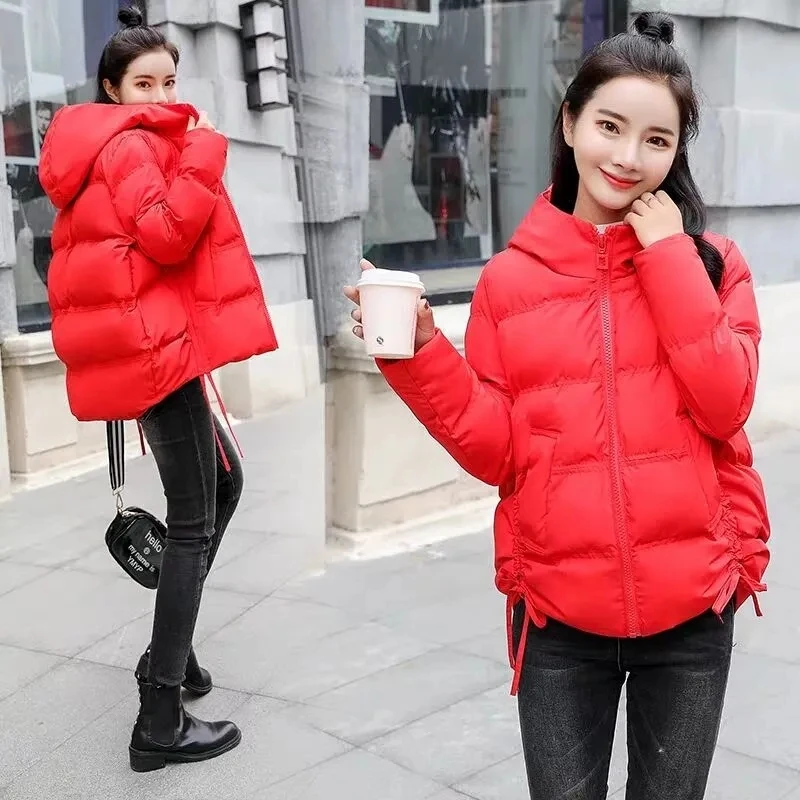 2024 New Winter Parkas Women\'s Jacket Hooded Short Coat Cotton-Padded Jackets Thick Warm Parka Casual Bread Service Outwear