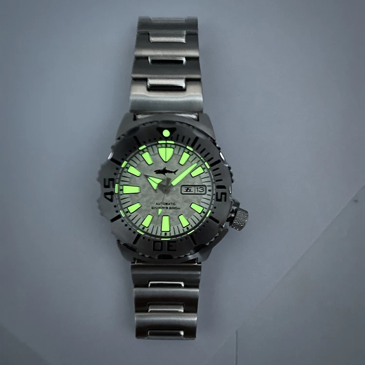 HEIMDALLR Men Diver Watch 45.3mm Automatic Mechanical Wristwatch 20ATM Waterproof C3 Luminous Sapphire NH36 Monster Dial view 5