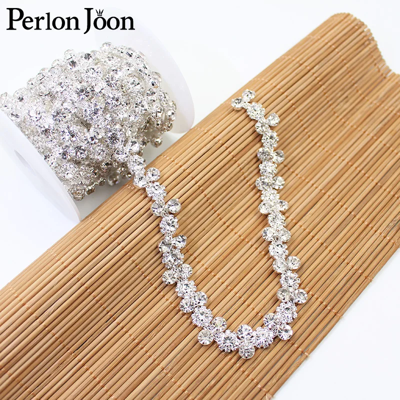 2 to 1 array crystal rhinestones trim Ribbon metal chain for dress, bag, shoes accessories ML018