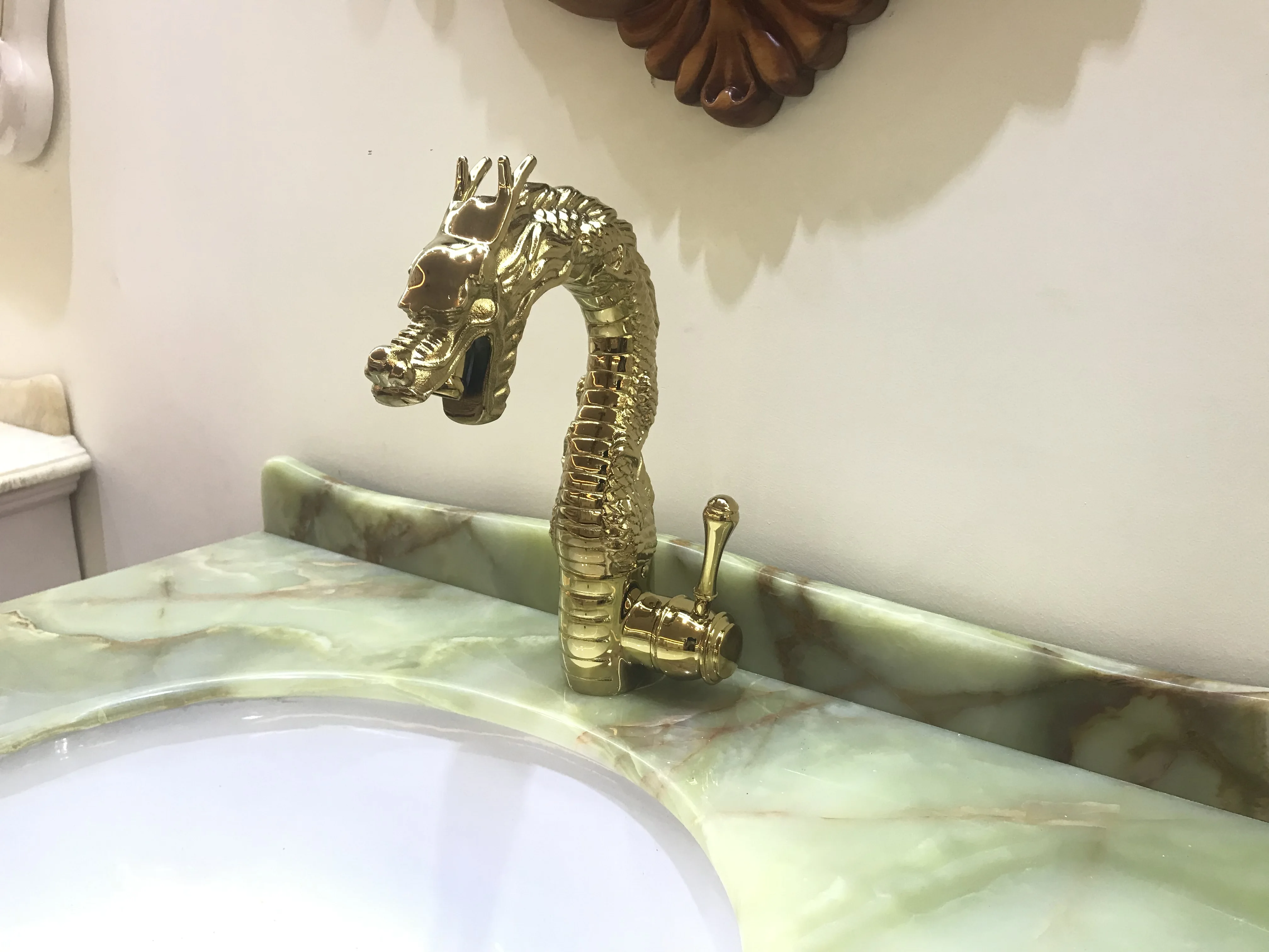 Free shipping Gold finish Single hole bathroom basin Lavatory sink  dragon faucet Deck mounted