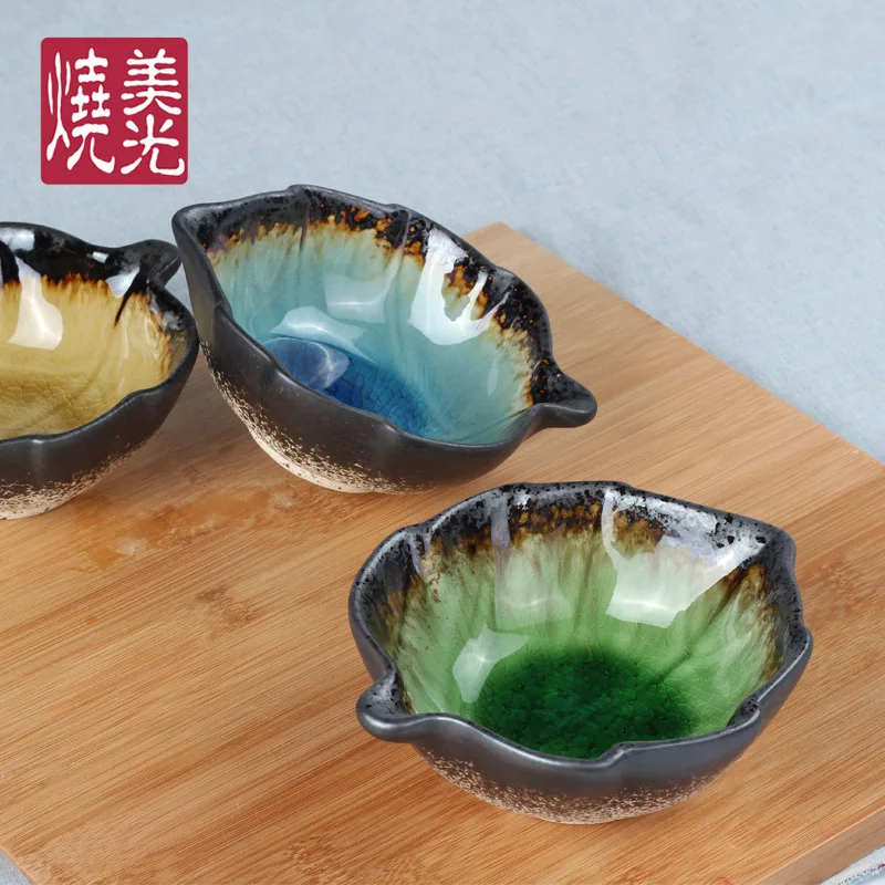 Ice cracked glaze ceramic bowl cracked glaze leaf shaped bowl salad bowl salad bowl porcelain Japanese seaweed bowl snack bowl