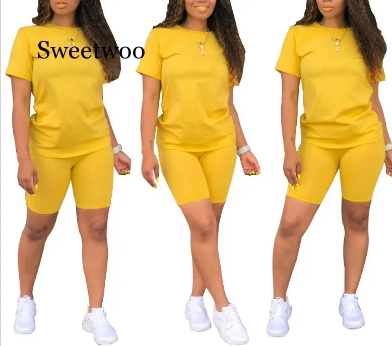 SWEETWOO-conjunto informal de dos piezas para mujer, camiseta de manga corta con cuello de pico y pantalones cortos, trajes de sudor sexys para