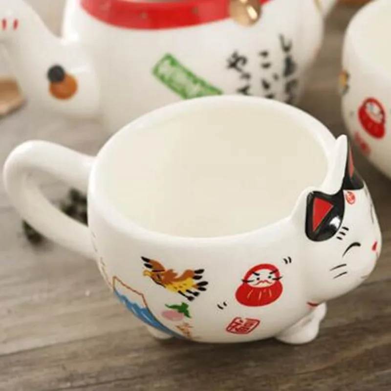 Japanese Style Fortune Cat Espresso Cups, Kawaii Lucky Cat Mug for Tea, Ceramic Tea, Coffee Cups with Handle, 100 ml